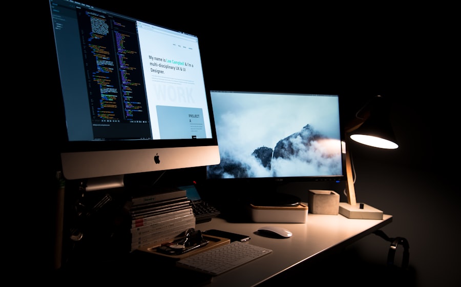 Masaüstü ekranlarda arayüz tasarımı — kurumsal web sitesi